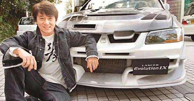 VO现身房祖名亲笔签名竟成焦点！EVO视讯真人成龙“特别版”E(图6)