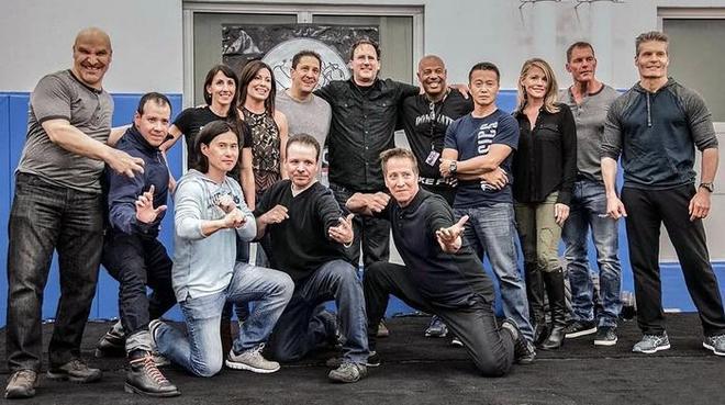 结技效果更逼真幕后拍摄人员全都玩真的EVO视讯平台为了让《真人快打》终(图9)